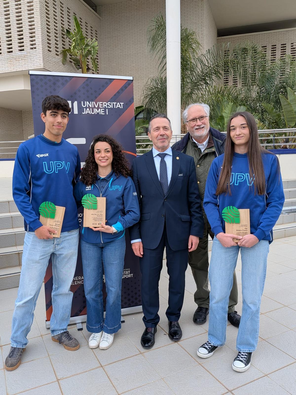 Bernat Ferrer, Alba Rey y Pau Gimeno, los premiados de la UPV.