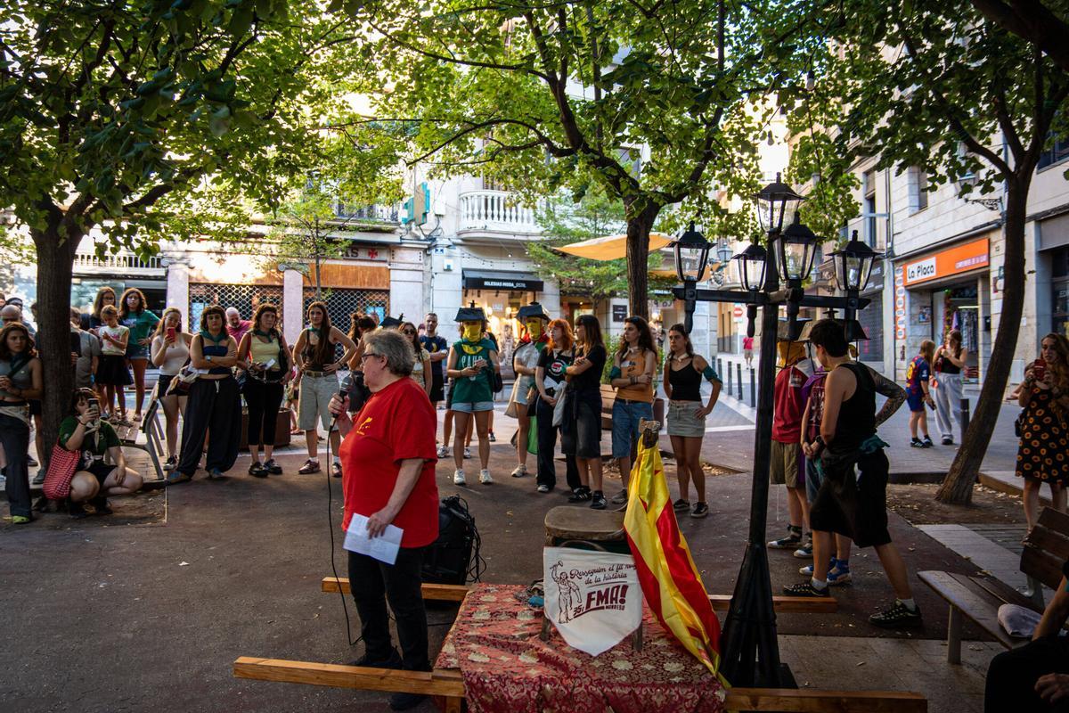 La 35a edició de la Festa Major Alternativa de Manresa arrenca amb l'estrena de la geganta Sibil·la