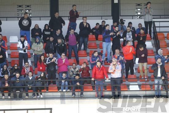 El Valencia CF entrena ante su afición