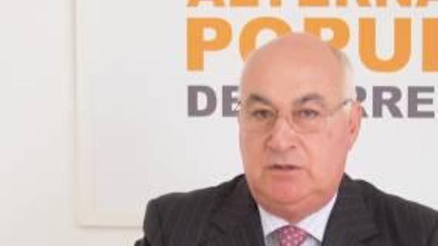APTCe desvela que el alcalde anunciará otro proyecto para el puerto antes de elecciones