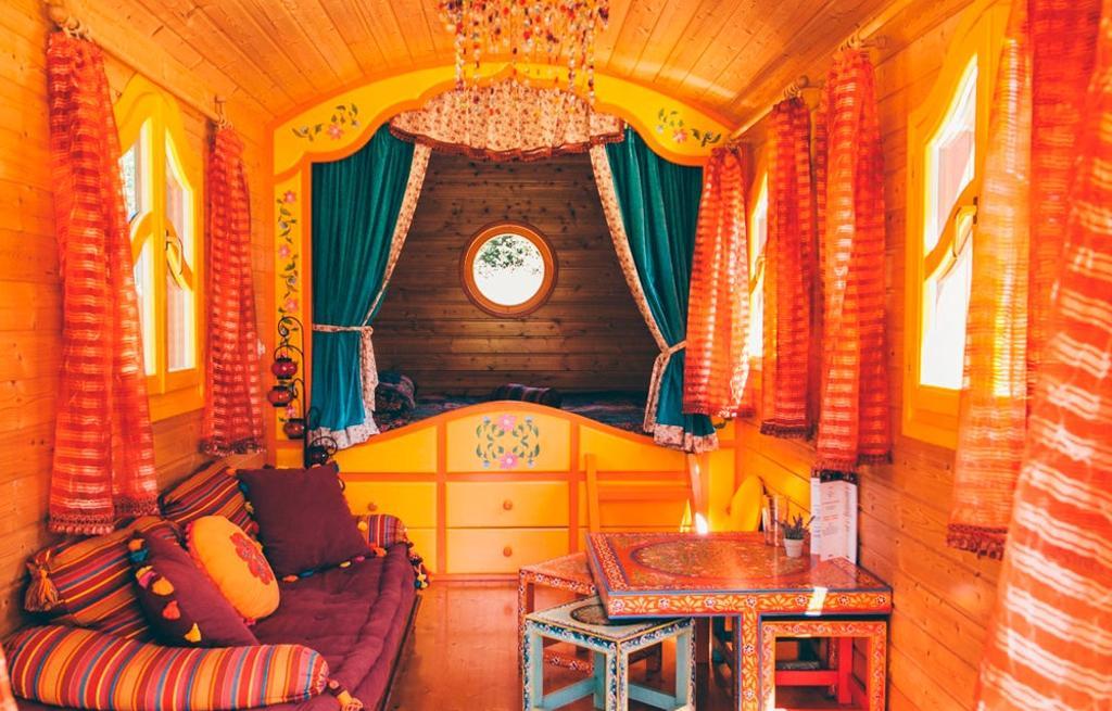 Interior carro Basandere. 