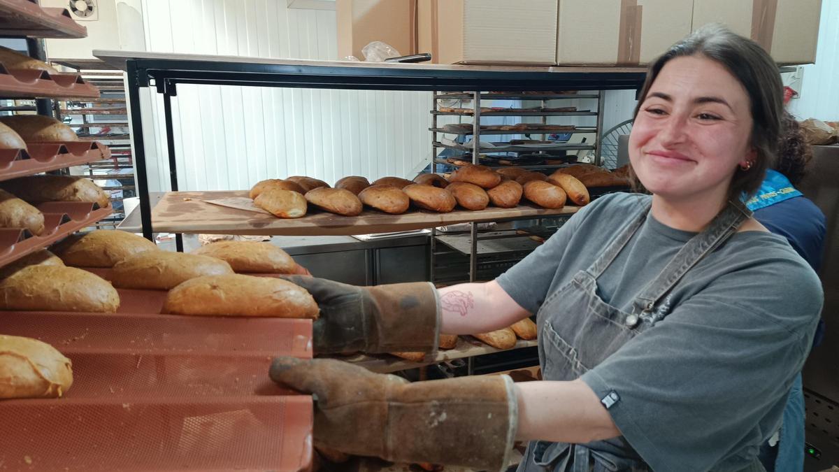 Pola de Siero calienta los hornos para la gran merienda de Les Comadres