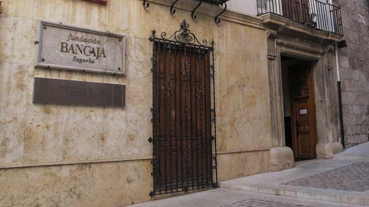 Fundación Bancaja lanza una nueva convocatoria de becas.
