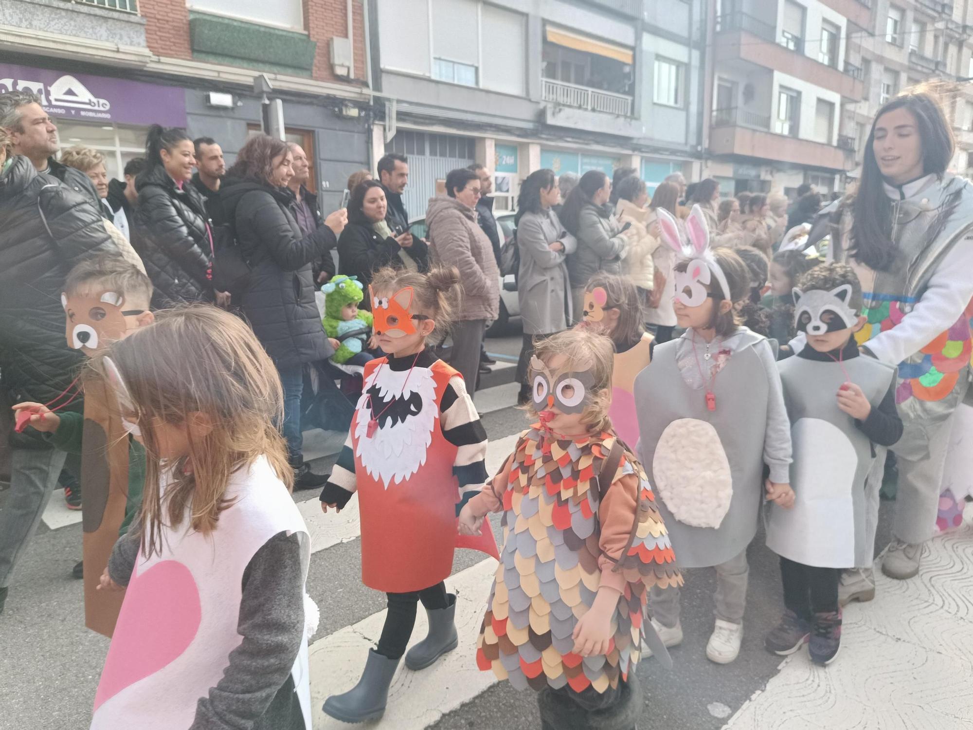 El colegio Peña Careses de Pola adelanta el Antroxu