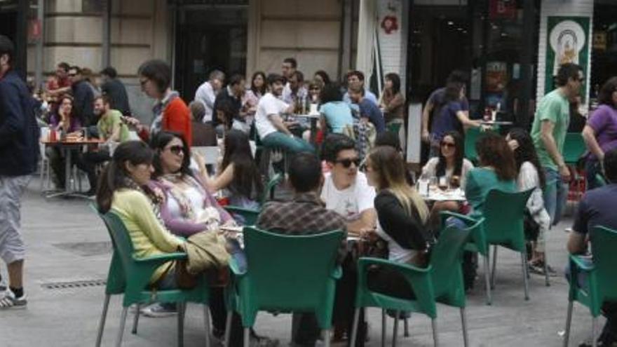 &#039;No más ruido&#039;: &quot;Los bares deben elegir entre música o terraza&quot;