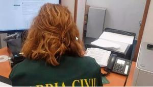 La Guàrdia Civil posa a mitja Espanya en alerta pels càrrecs al compte del banc després de perdre la connexió del mòbil