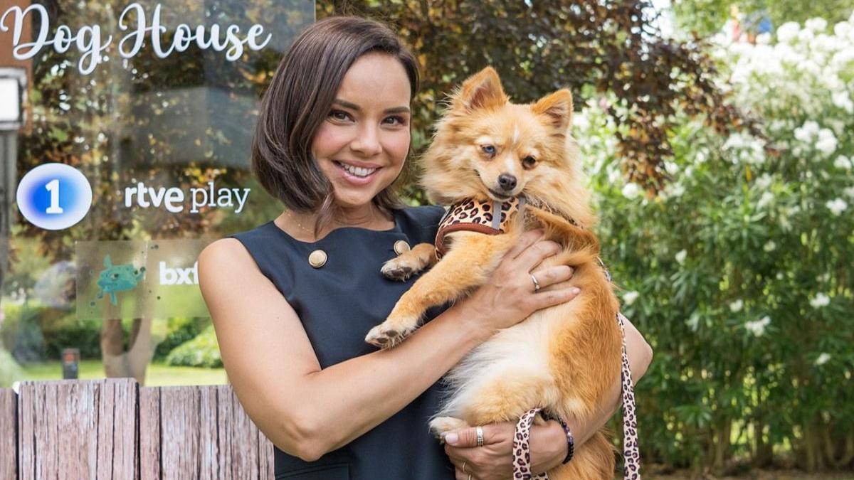 Chenoa se pone al frente de 'Dog House'
