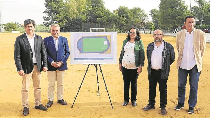 El Ayuntamiento presenta el proyecto del nuevo campo de césped artificial