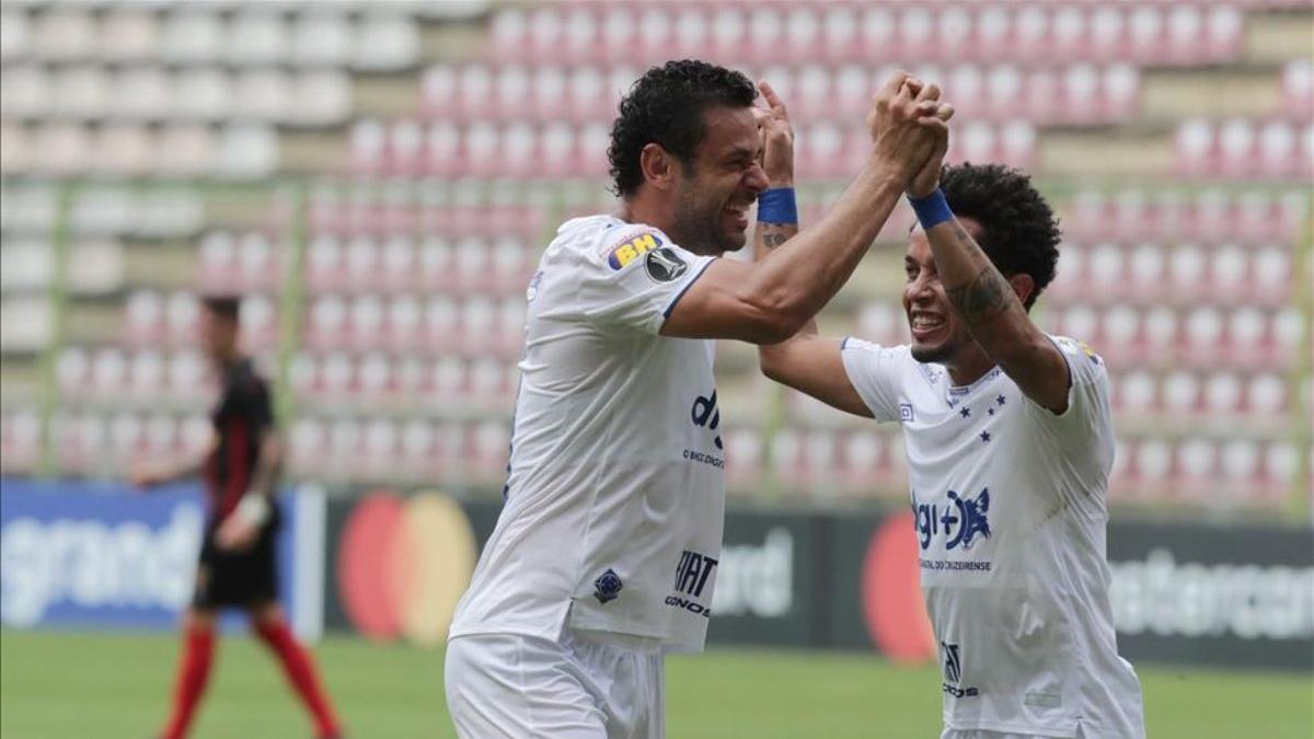 Cruzeiro llega a los 15 puntos en el grupo B de la Copa Libertadores