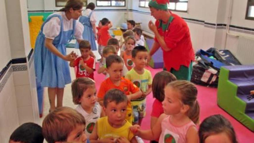 Creatividad, solidaridad y ocio en el campus L&#039;Illa de Vinaròs