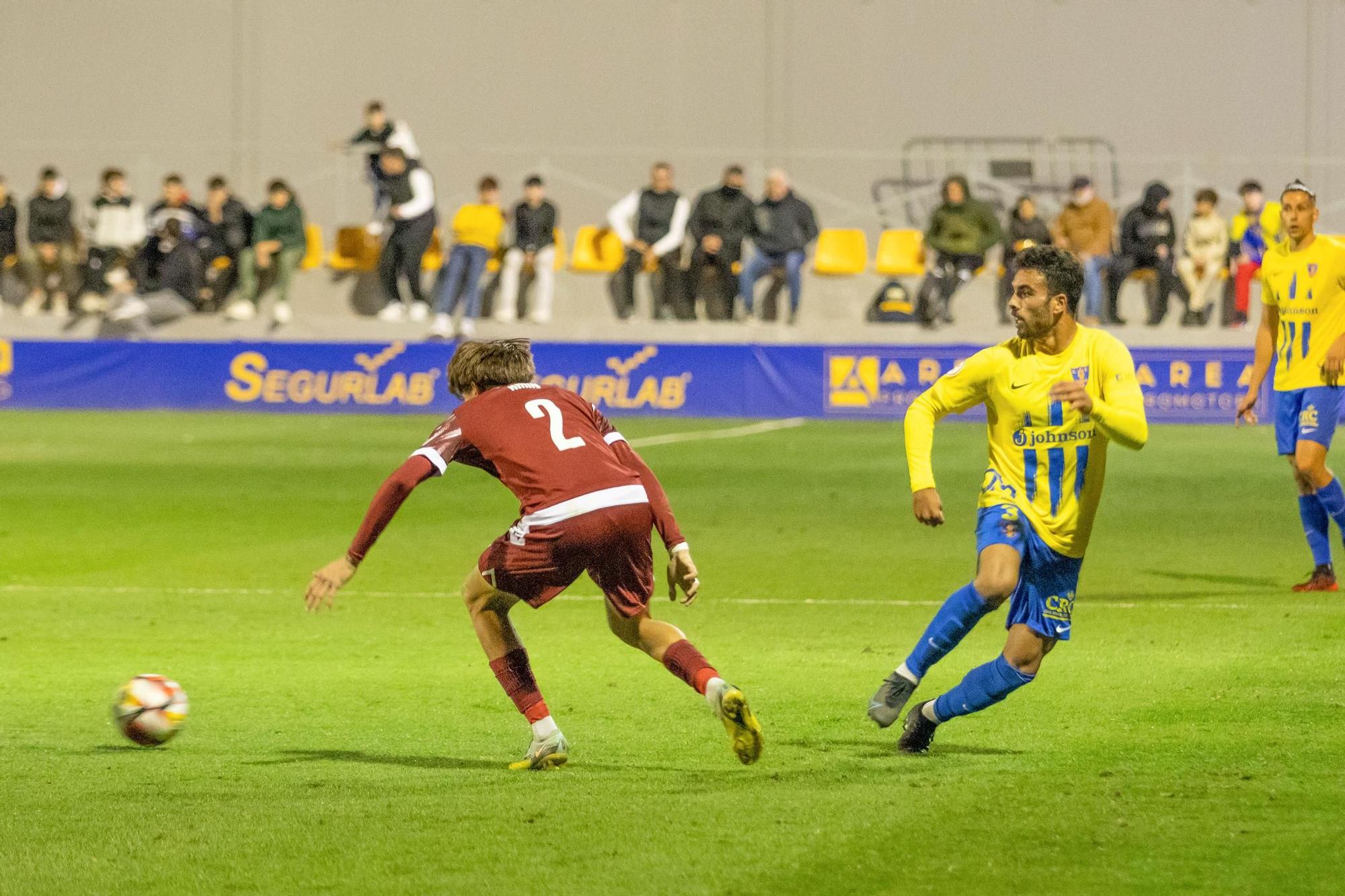 Orihuela CF 2-4 Cádiz B