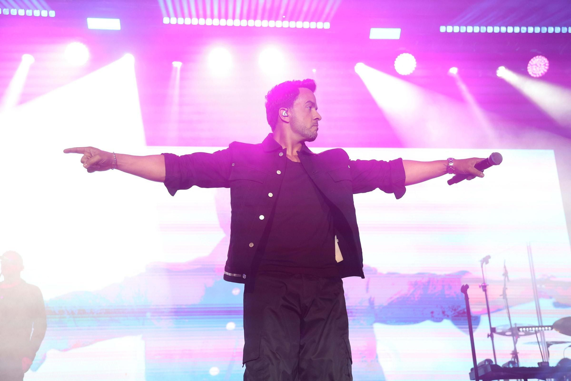 Concierto de Luis Fonsi en el parque de Santa Margarita, en el ciclo Son do Nordés