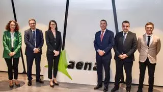 Lanzarote colaborará con Aena para que el proyecto del terminal del aeropuerto se adecúe al espíritu de la isla