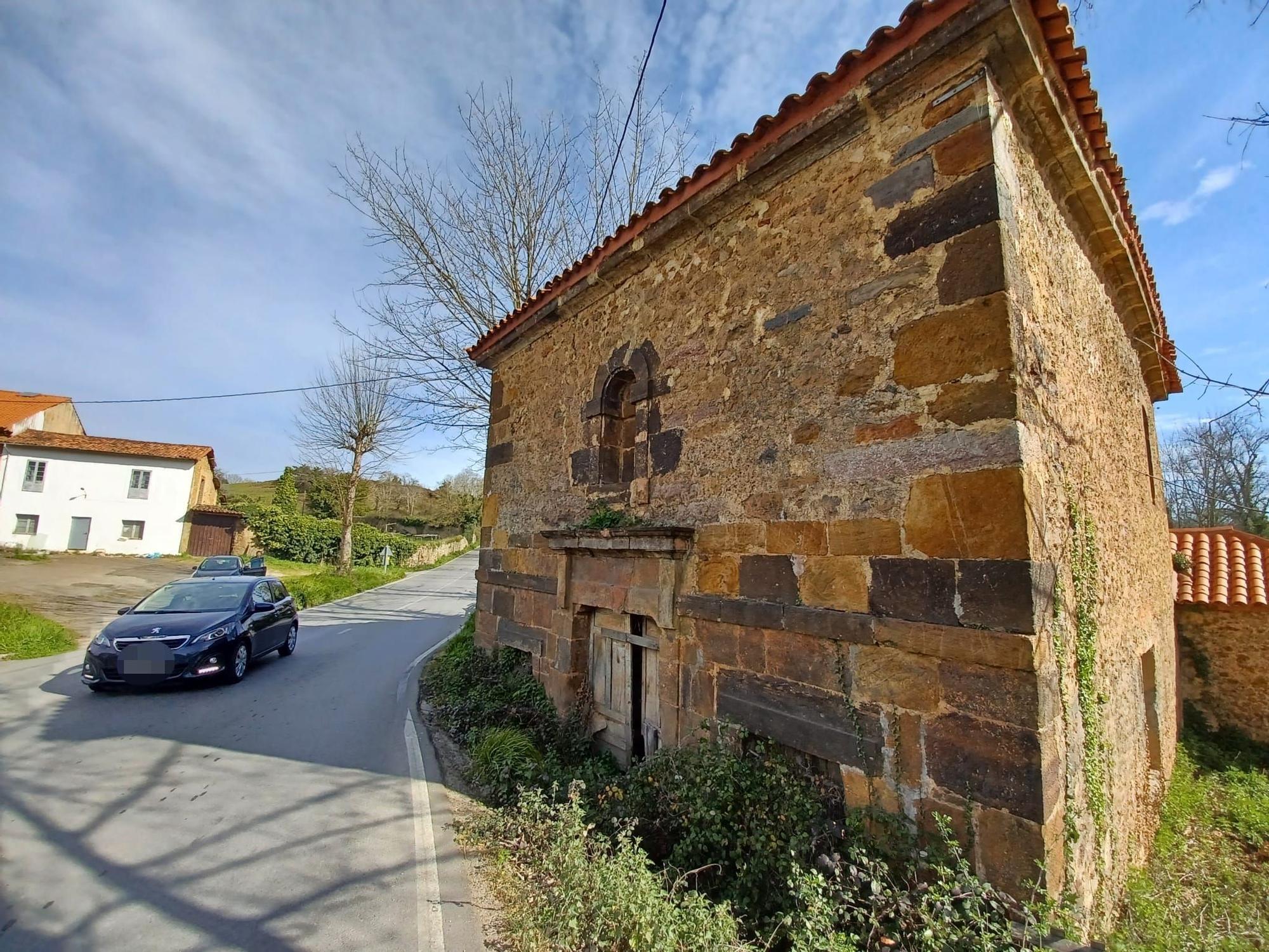 La Ponte, cementerio de nobles: así son las tumbas de la familia del señor de la Torre de Barrios de Luna en Llanera