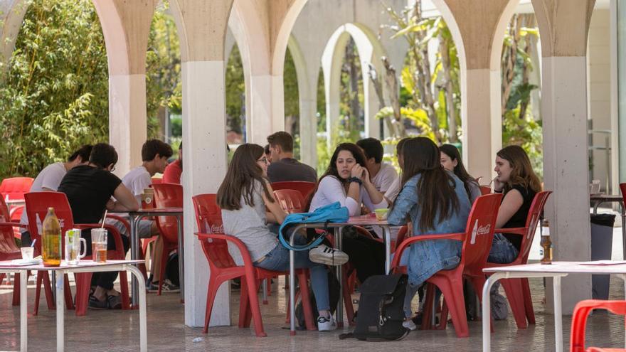 Un café para hablar sobre la muerte