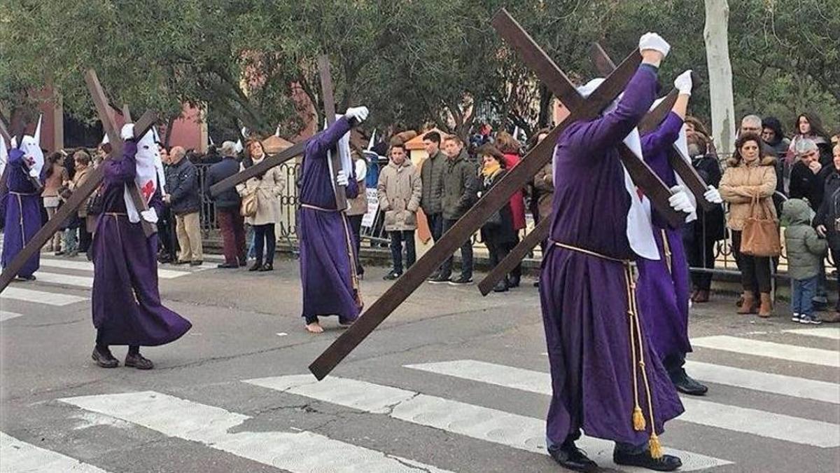 Cofradía del Santo Amparo de Almendralejo