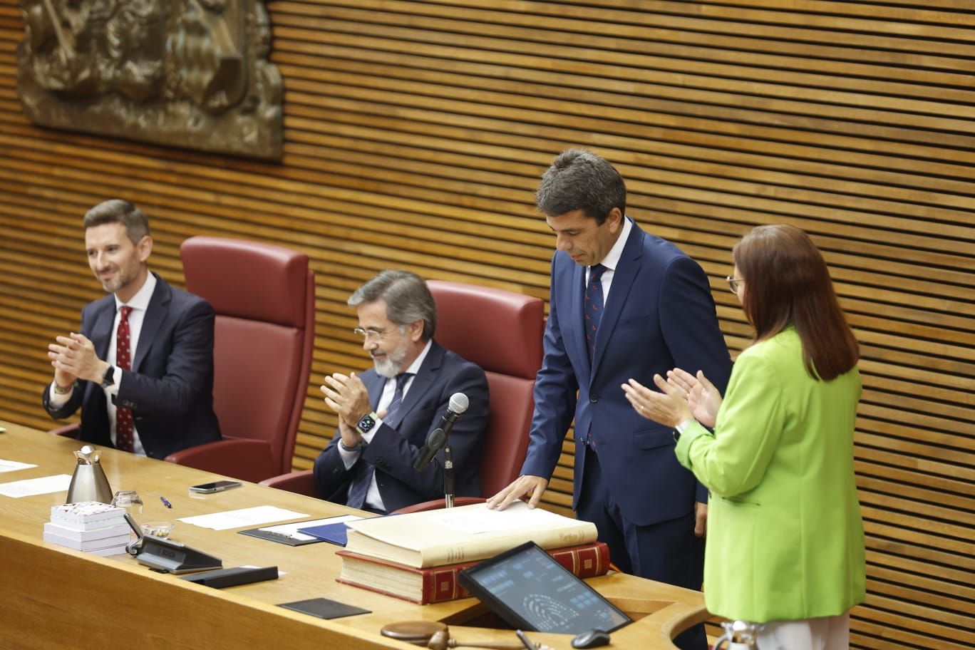 Toma de posesión de Mazón como presidente de la Generalitat