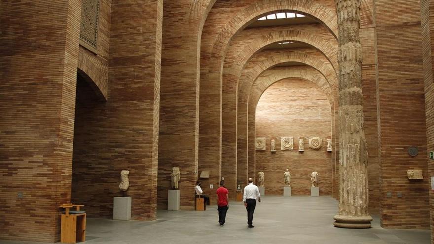 El Museo Romano de Mérida abrirá de noche con teatro de sombras y recreaciones de la antigua Roma