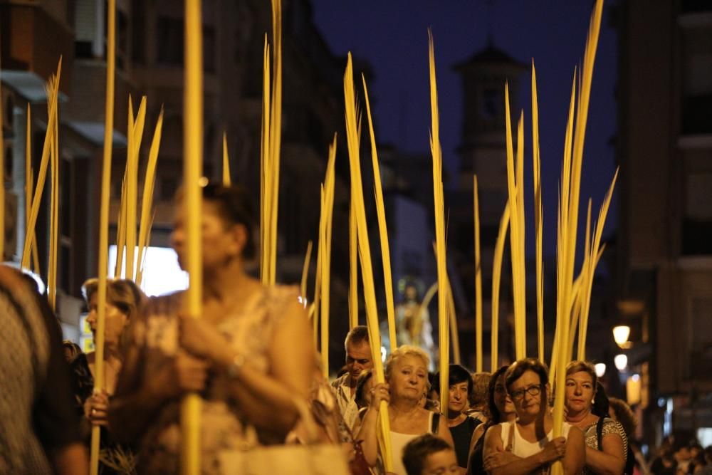 Procesión por el Encuentro Nacional de Cofradías