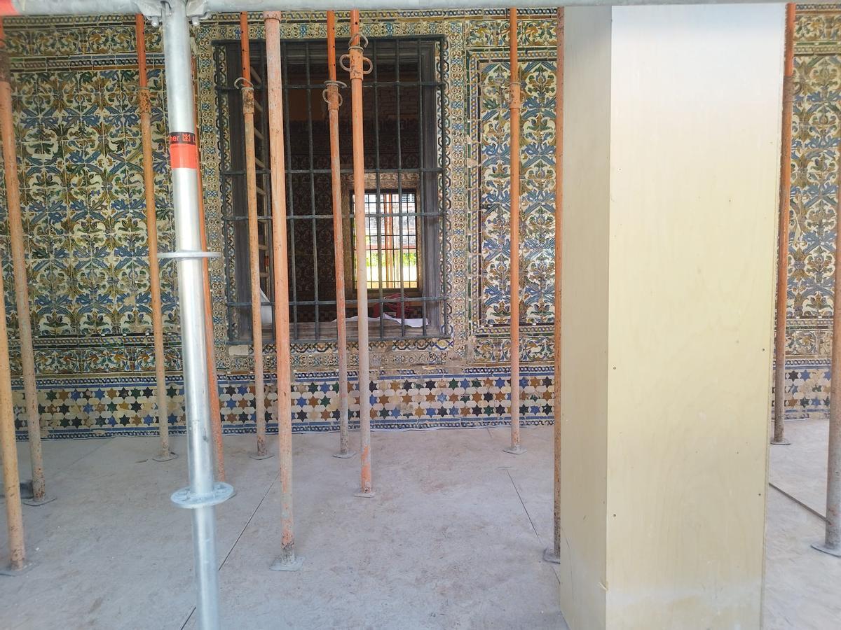 Las obras de restauración del Cenador de Carlos V, en imágenes
