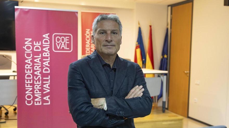 Javier Cabedo, presidente de Coeval: "Tenemos que conseguir que el talento de la Vall d’Albaida no se vaya a València, Madrid o Alemania"