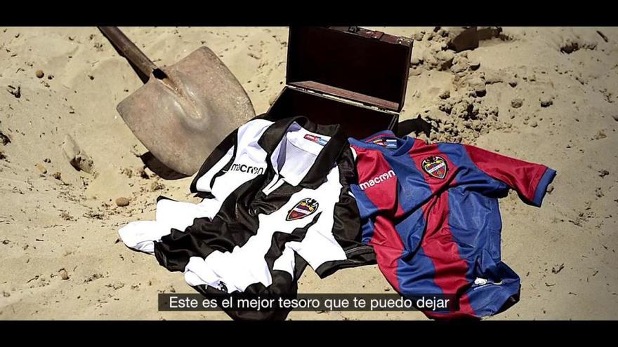 El Levante presenta sus nuevas camisetas para Primera