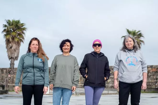 Diagnosticadas de cáncer de mama antes de los 50 años urgen a adelantar el cribado: "No puede fiarse a la autoexploración"