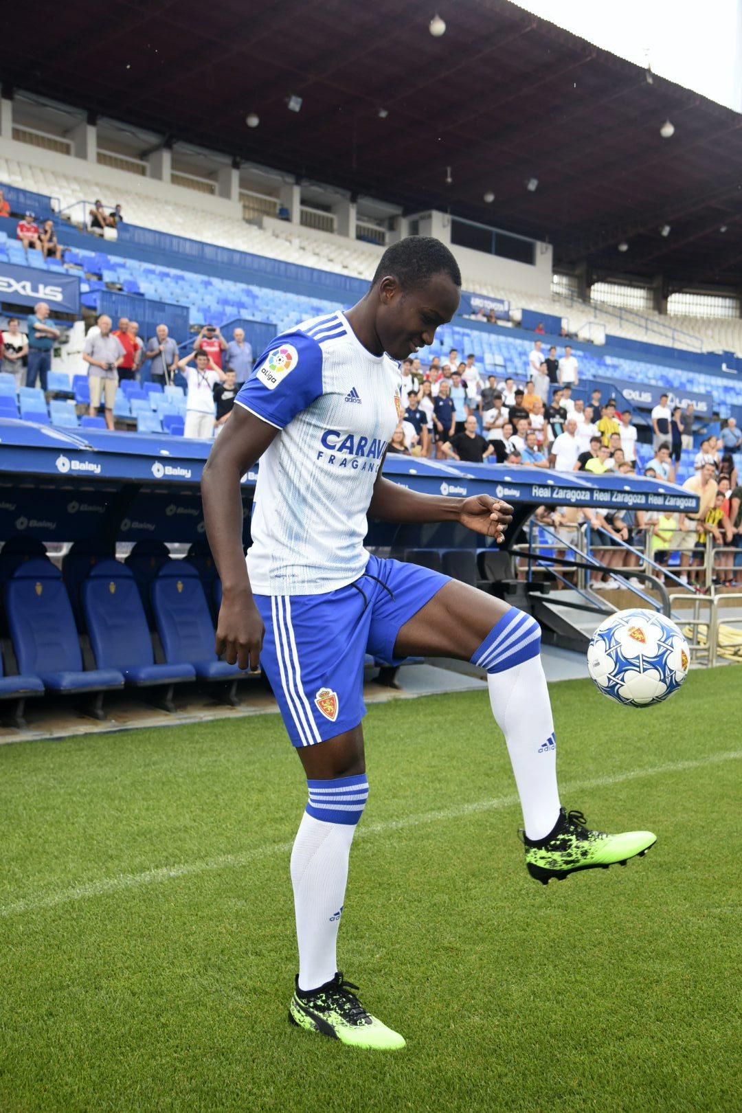 Presentación de Raphael Dwamena, nuevo fichaje del Real Zaragoza