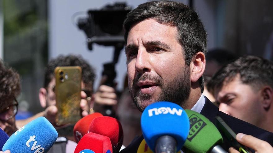 Riquelme avisa: "El Real Madrid está en venta"
