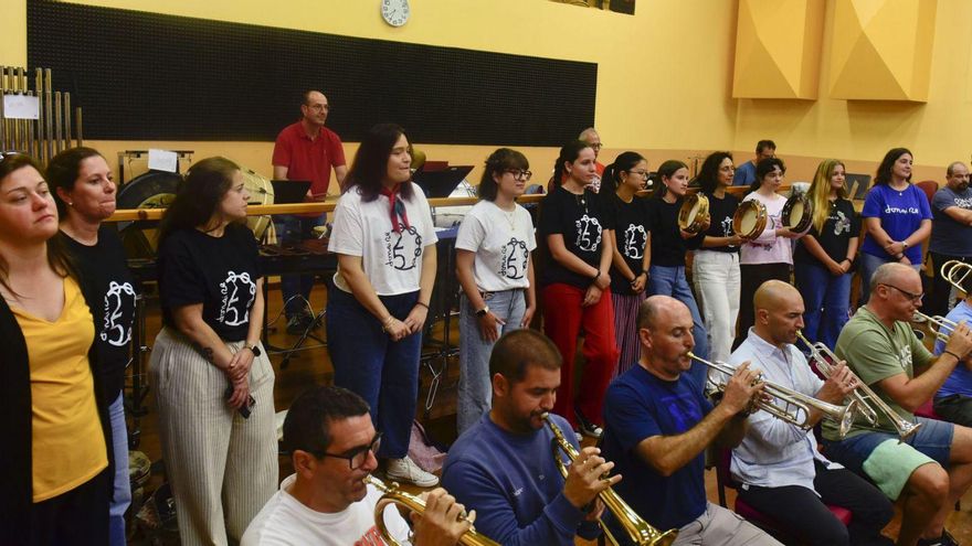 Alianza de la banda municipal de A Coruña y Donaire: «Será una hora, pero muy intensa»