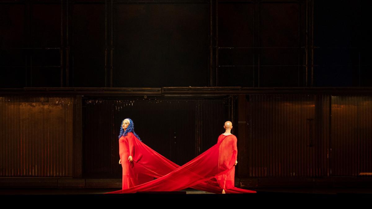 ‘Akhnaten’ de Philip Glass se estrena en el Liceu