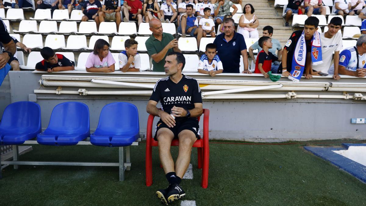 Carcedo, sentado antes de un amistoso en la pasada pretemporada del Zaragoza.