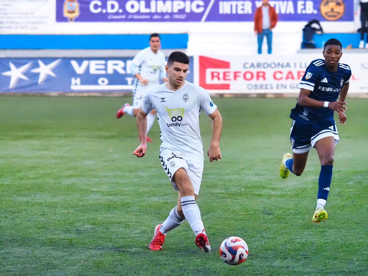 El Olímpic y el Benidorm en el partido de la pasada jornada en la Murta.