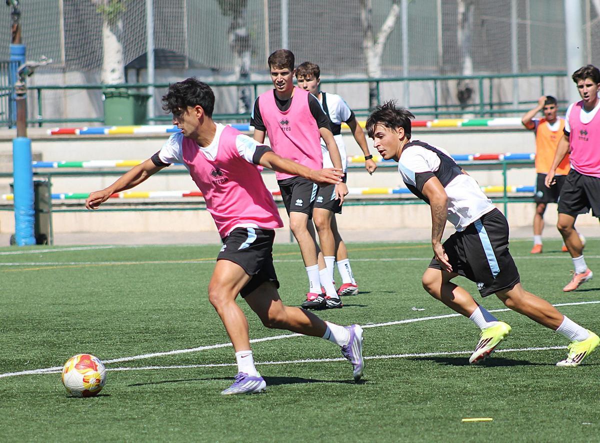 El CD Castellón B se complió mucho la permanencia tras perder en la ida en Castalia.
