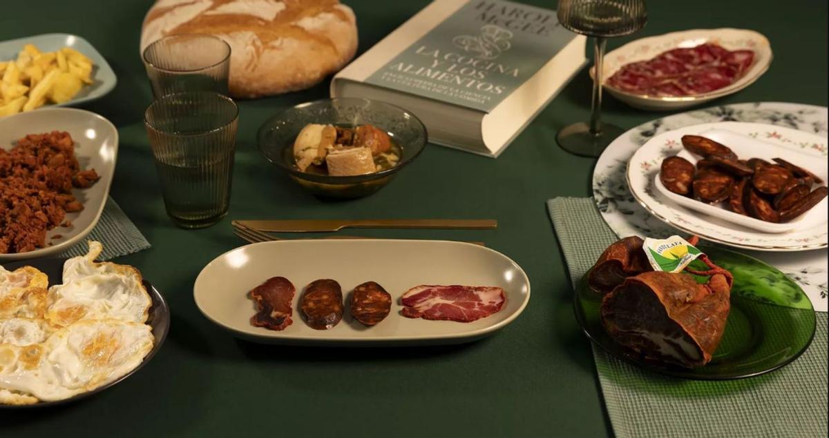 Bodegón con productos de Embutidos Santulaya.