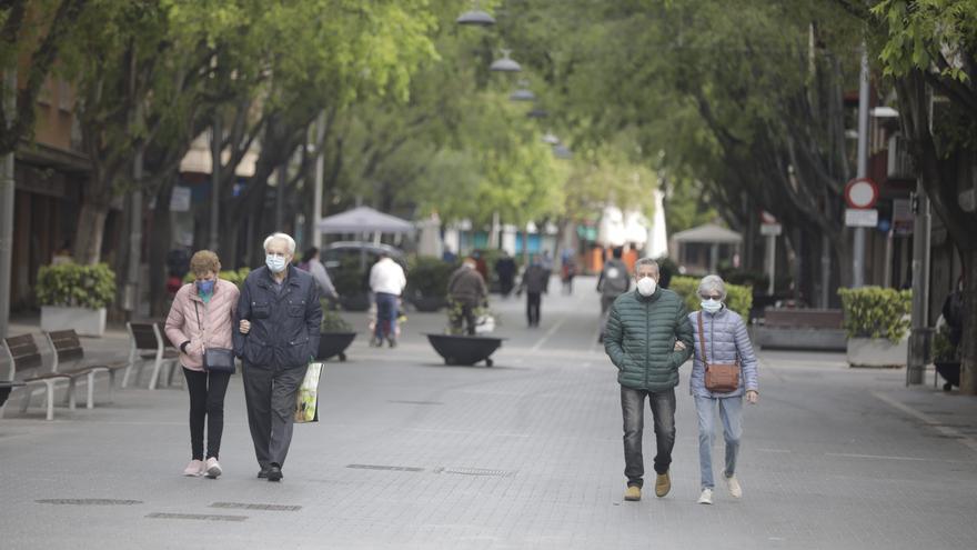 Los sindicatos exigen más ayuda a domicilio y menos residencias para los mayores