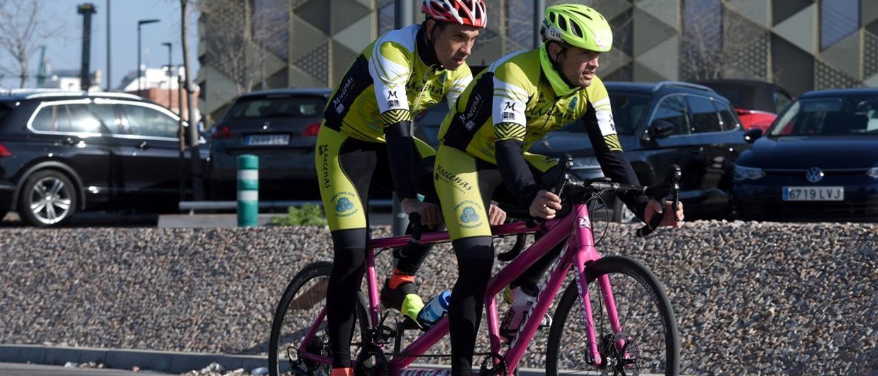 Pedro Serrano y Manuel Garnica, en un entrenamiento.