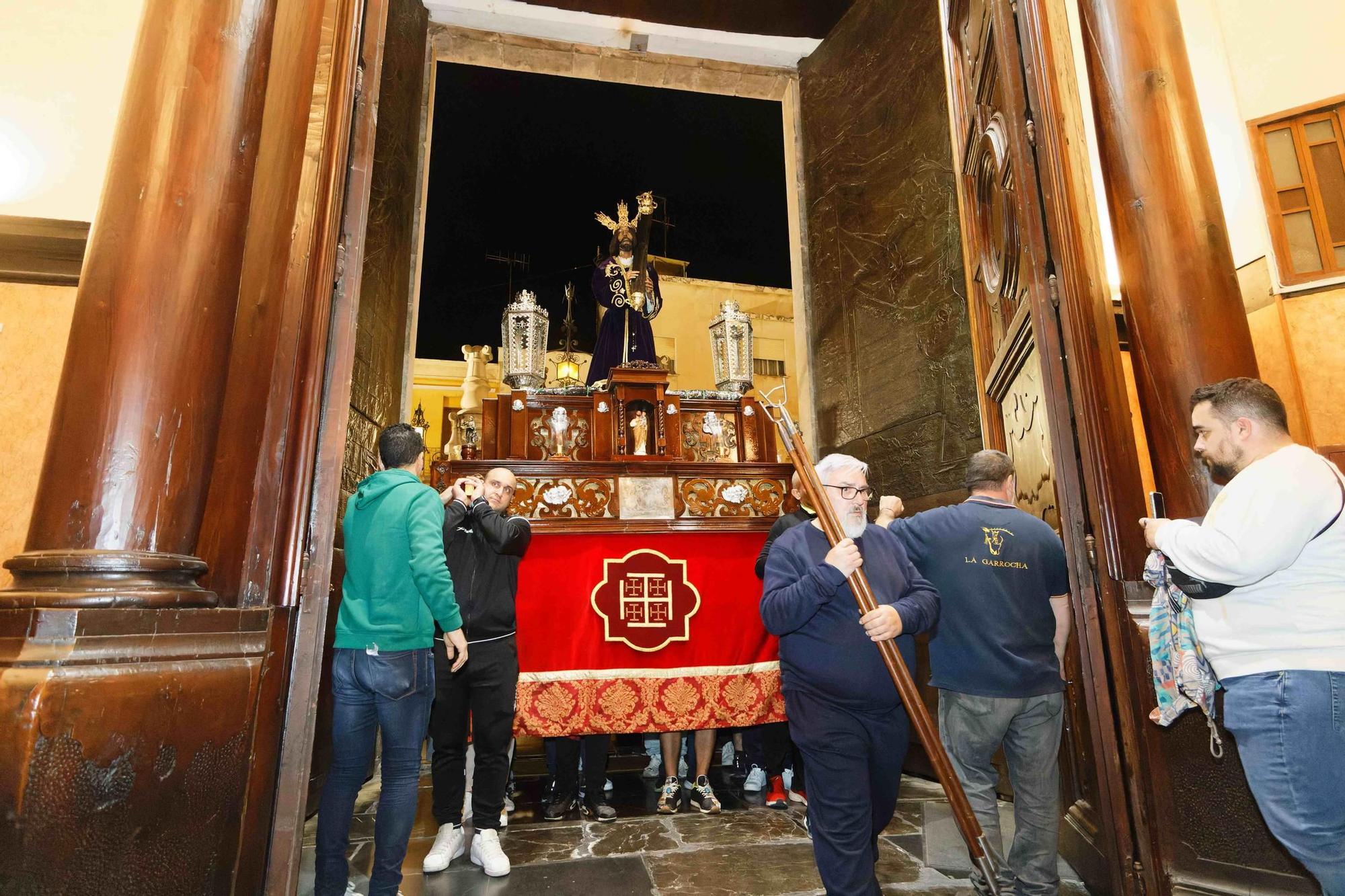 GALERÍA I Los pasos de Semana Santa en Vila-real, en imágenes