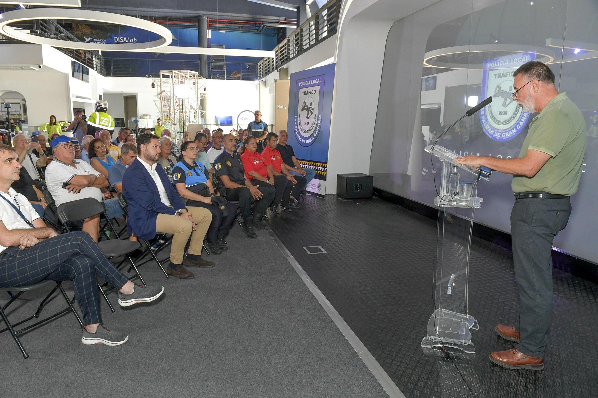 La Policía Local de Las Palmas de Gran Canaria inaugura una exposición por el 85 aniversario de su Sección Motorizada