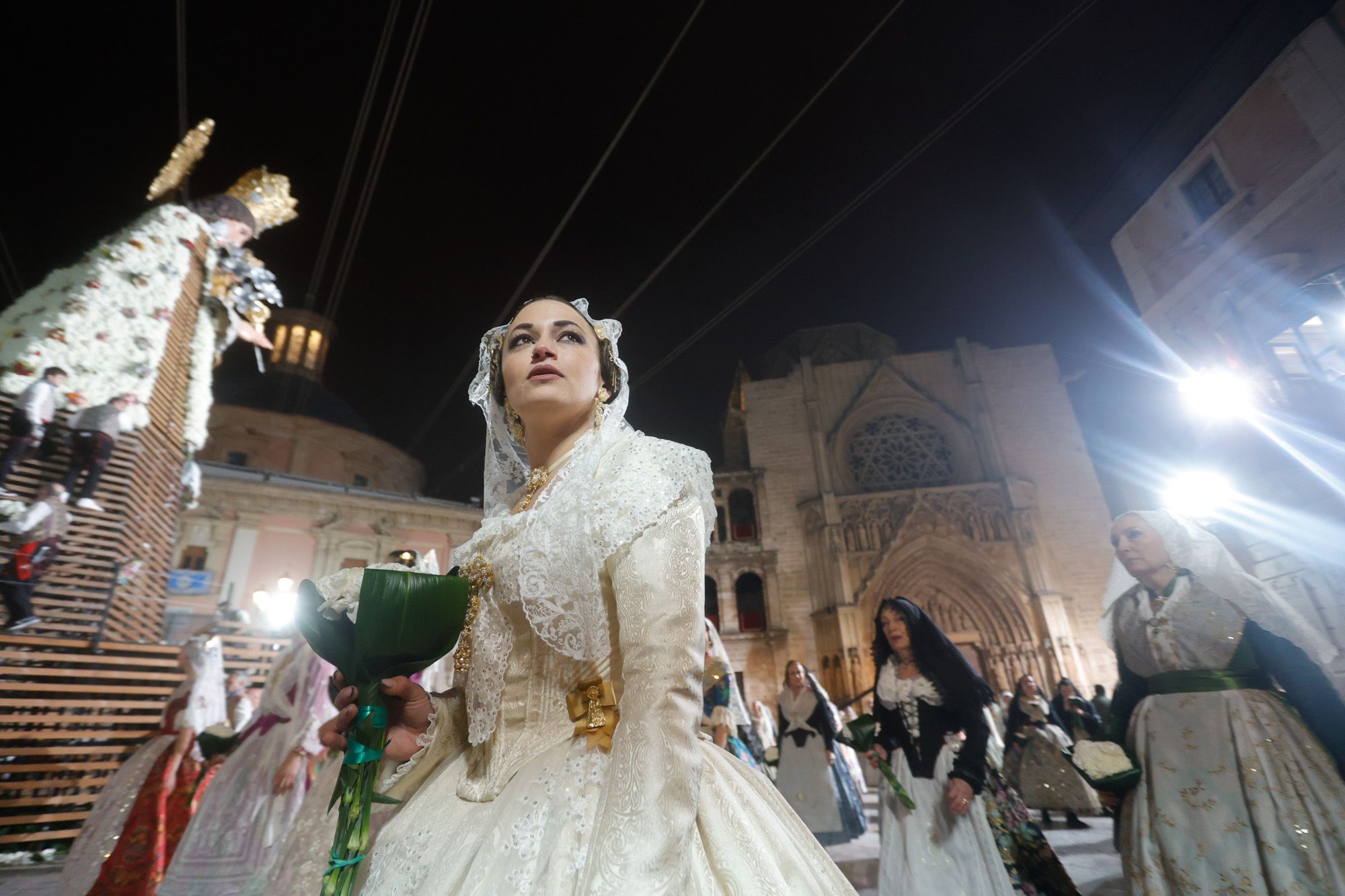 Todas las fotos de la Ofrenda del 17 de marzo por la calle San Vicente de 20:00 a 21:00 horas
