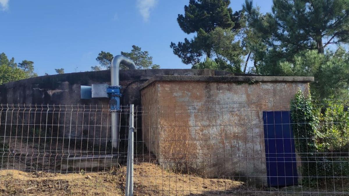 El dipòsit d’aigua de la urbanització Lloret Residencial. | DDG (ARXIU)