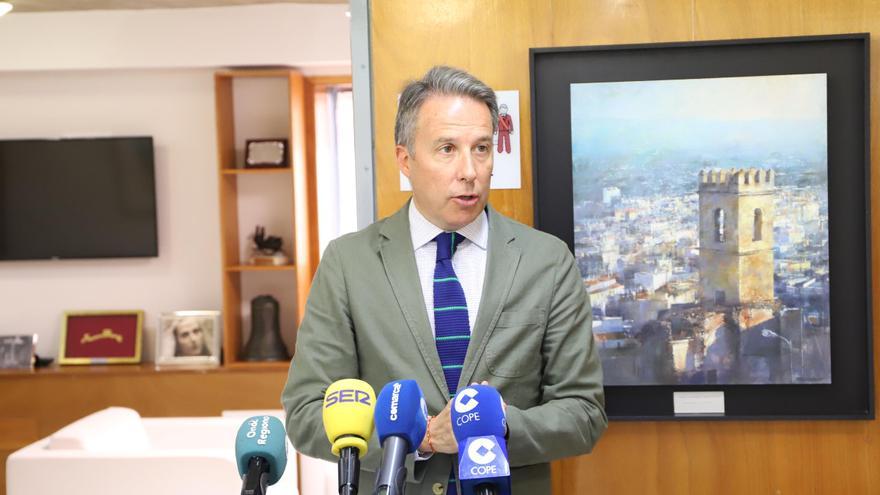 El alcalde de Lorca anuncia la creación de una unidad para el control de licencias en locales de ocio