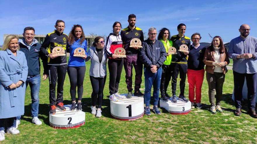 Na imaxe, o podio da cuarta edición do Trail e Andaina Ribeiras do Tambre, unha proba na que participaron 341 persoas / |  C. A.