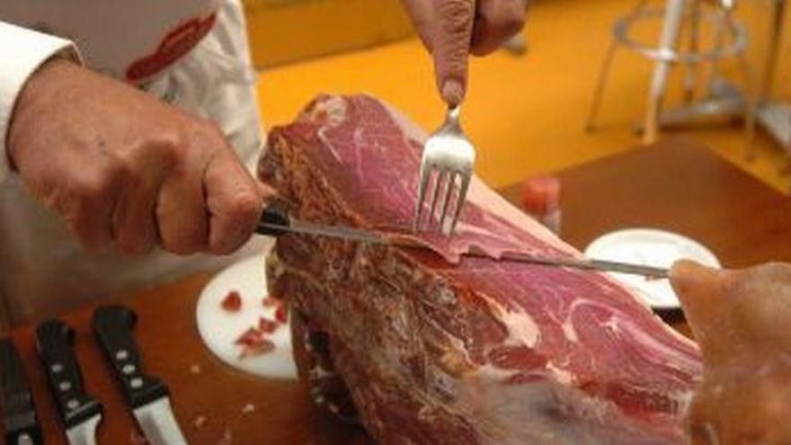 La Denominación del Jamón de Teruel asiste a la feria cárnica en Madrid