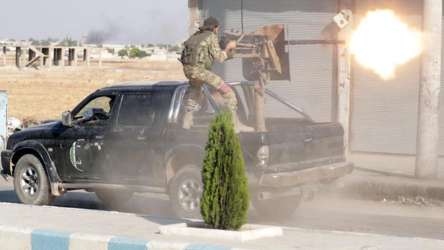 Milicias sirias aliadas de Turquía en Tal Abyad (Siria).