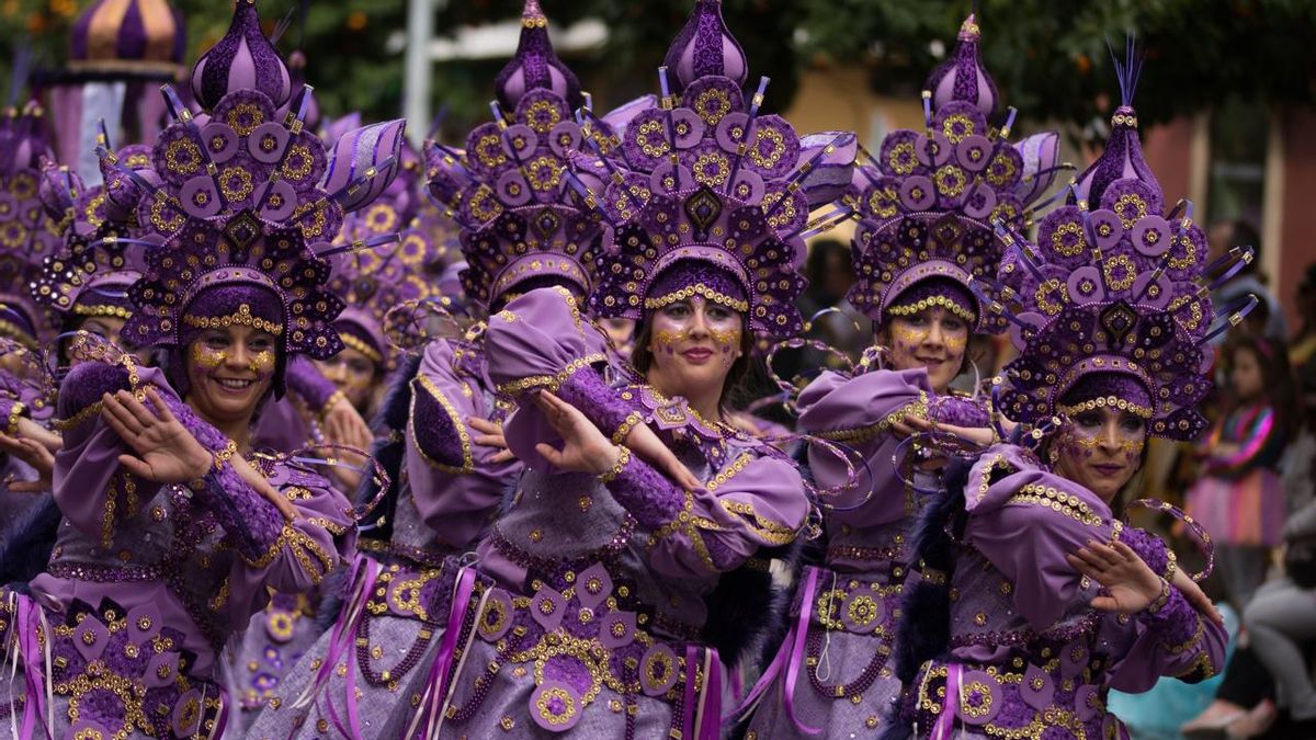 Desfile de comparsas de 2019.