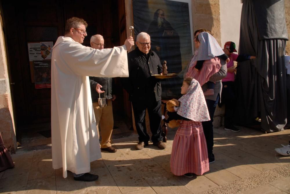 Las imágenes de las Beneïdes de Sant Antoni en la Part Forana