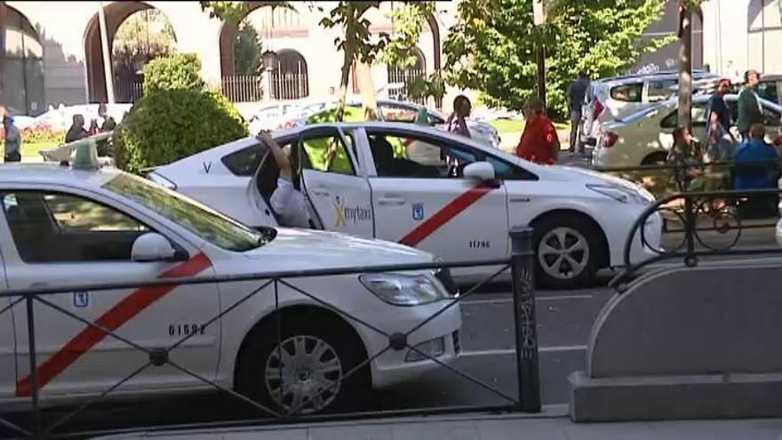 Los taxistas pendientes de otra reunión