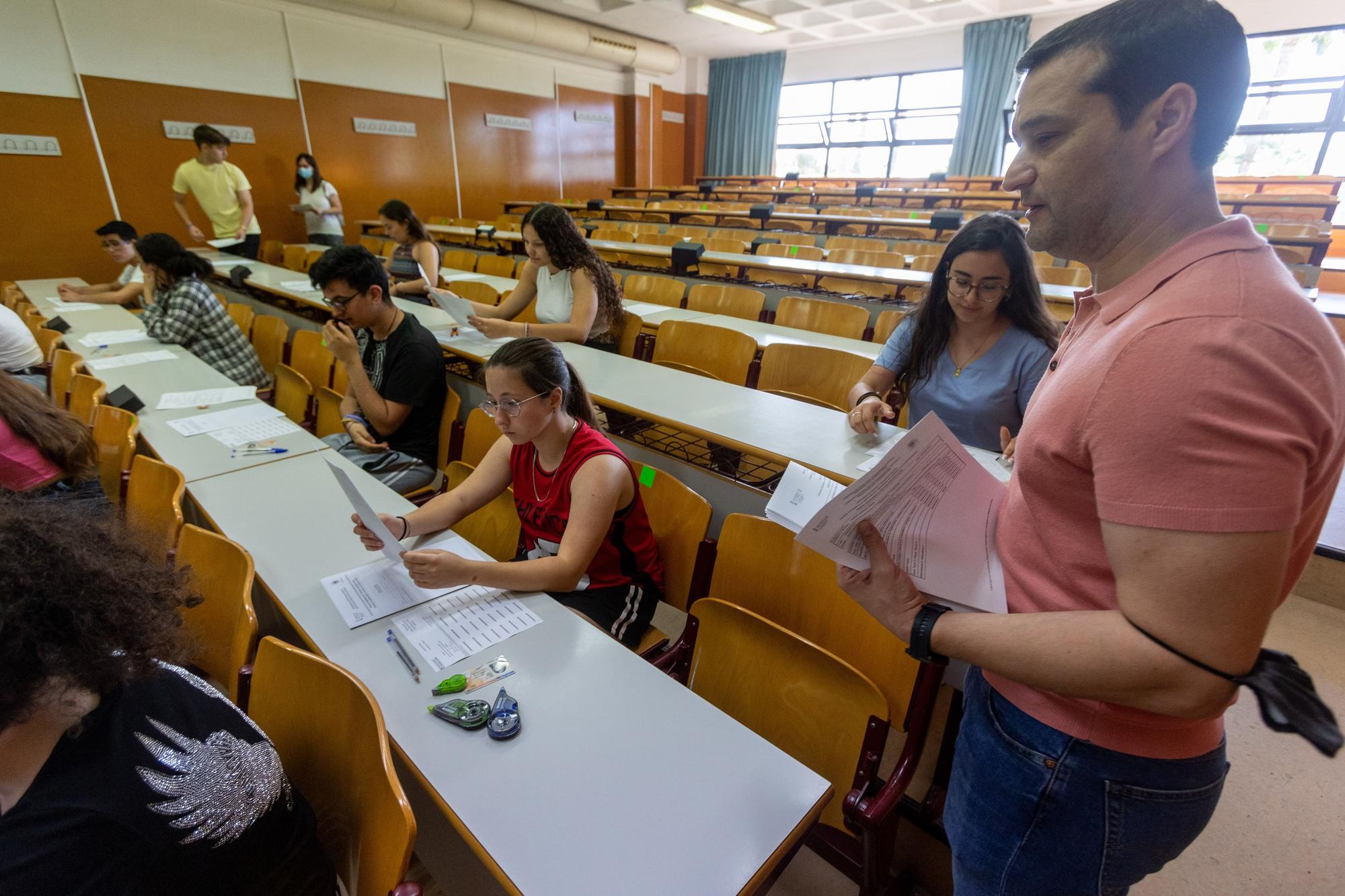 Primer día de Selectividad en la Universidad de Alicante