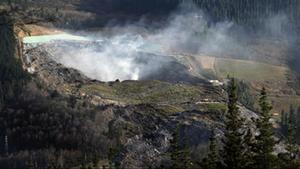 zentauroepp53039609 una columna de humo sale del vertedero de zaldibar que se de200607121336